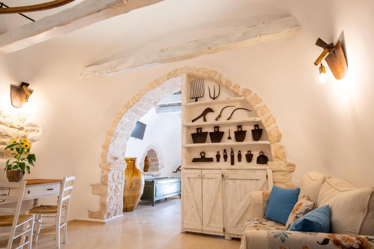 Trulli Holiday Deluxe & Wellness Альберобелло Экстерьер фото