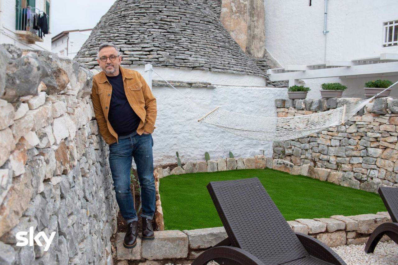 Trulli Holiday Deluxe & Wellness Альберобелло Экстерьер фото